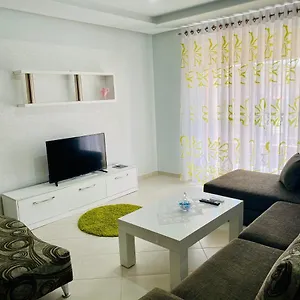  Apartment Downtown Albania